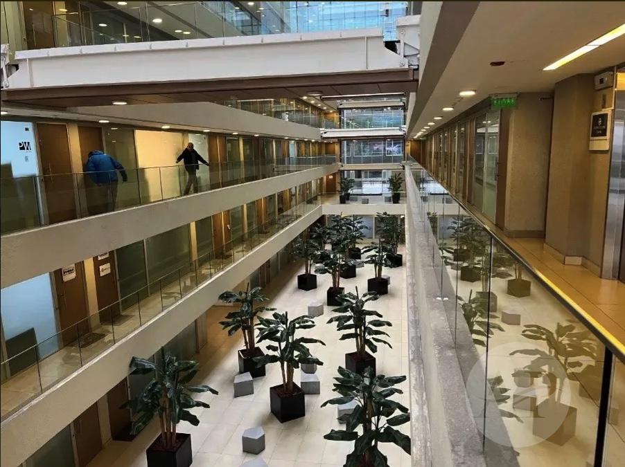 Ofi Ideal Centro Estetica, Peluqueria Av Las Condes/ Estoril.