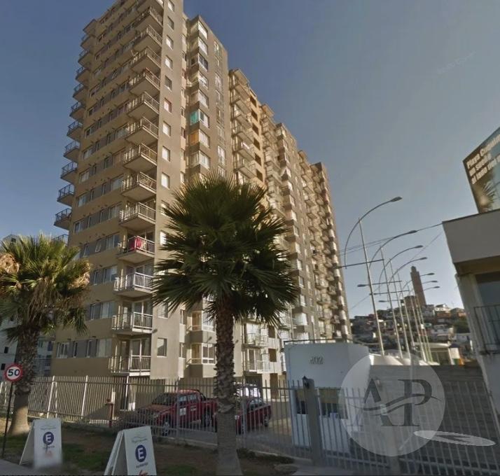 DEPTO A PASOS DE LA PLAYA Y MALL COQUIMBO.